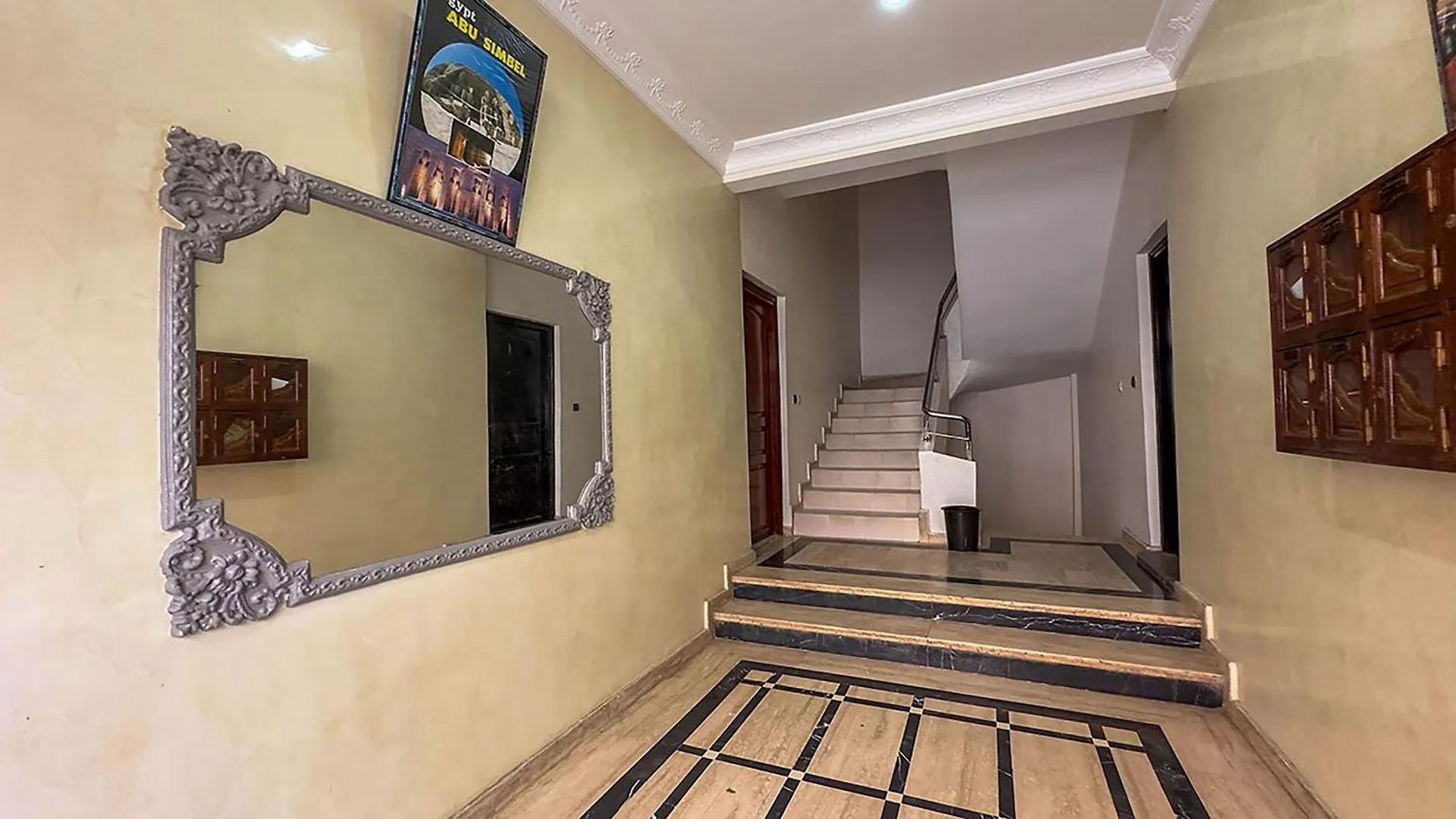 Oasis Urbaine Avec Cour Privee Apartment Casablanca Morocco
