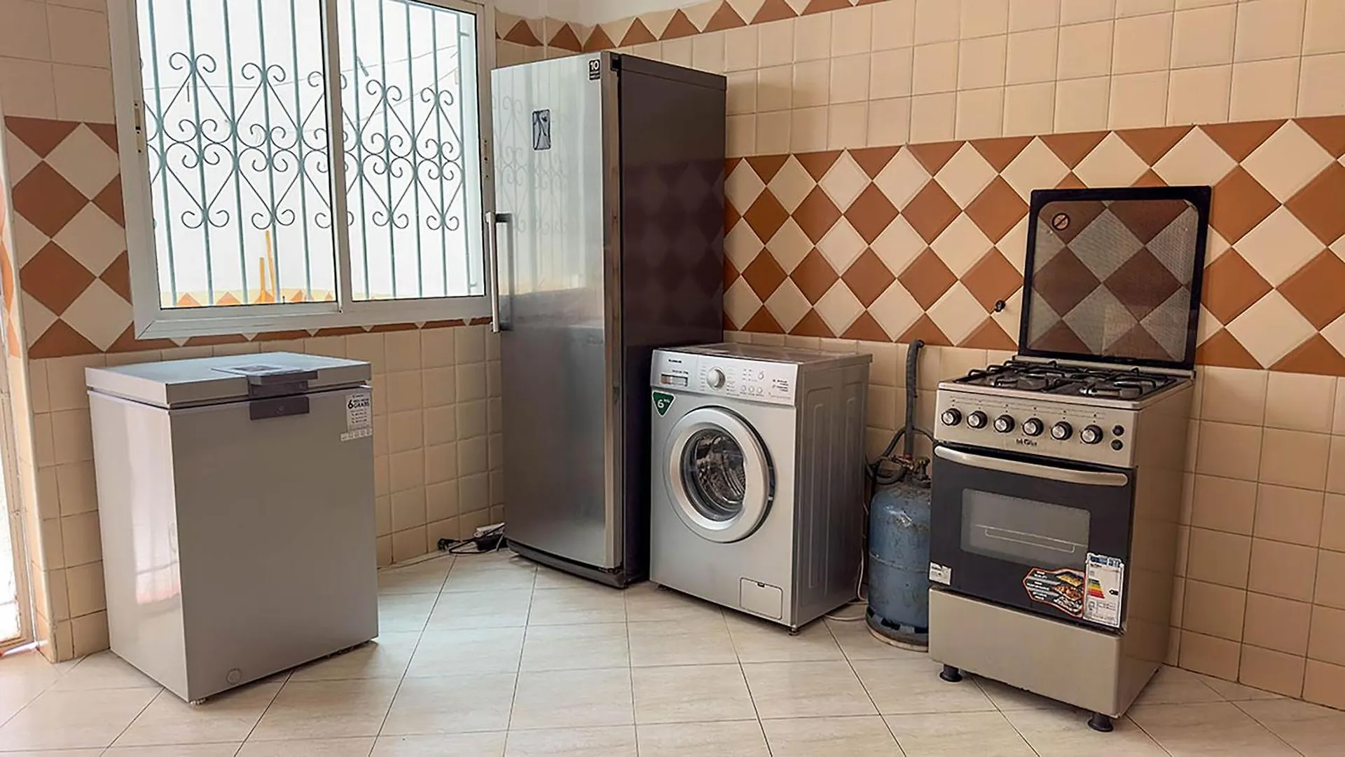 Oasis Urbaine Avec Cour Privee Apartment Casablanca
