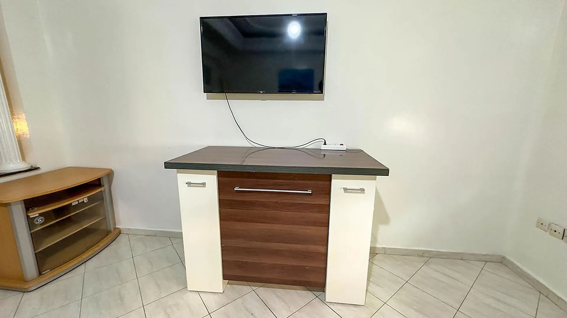 Oasis Urbaine Avec Cour Privee Apartment Casablanca