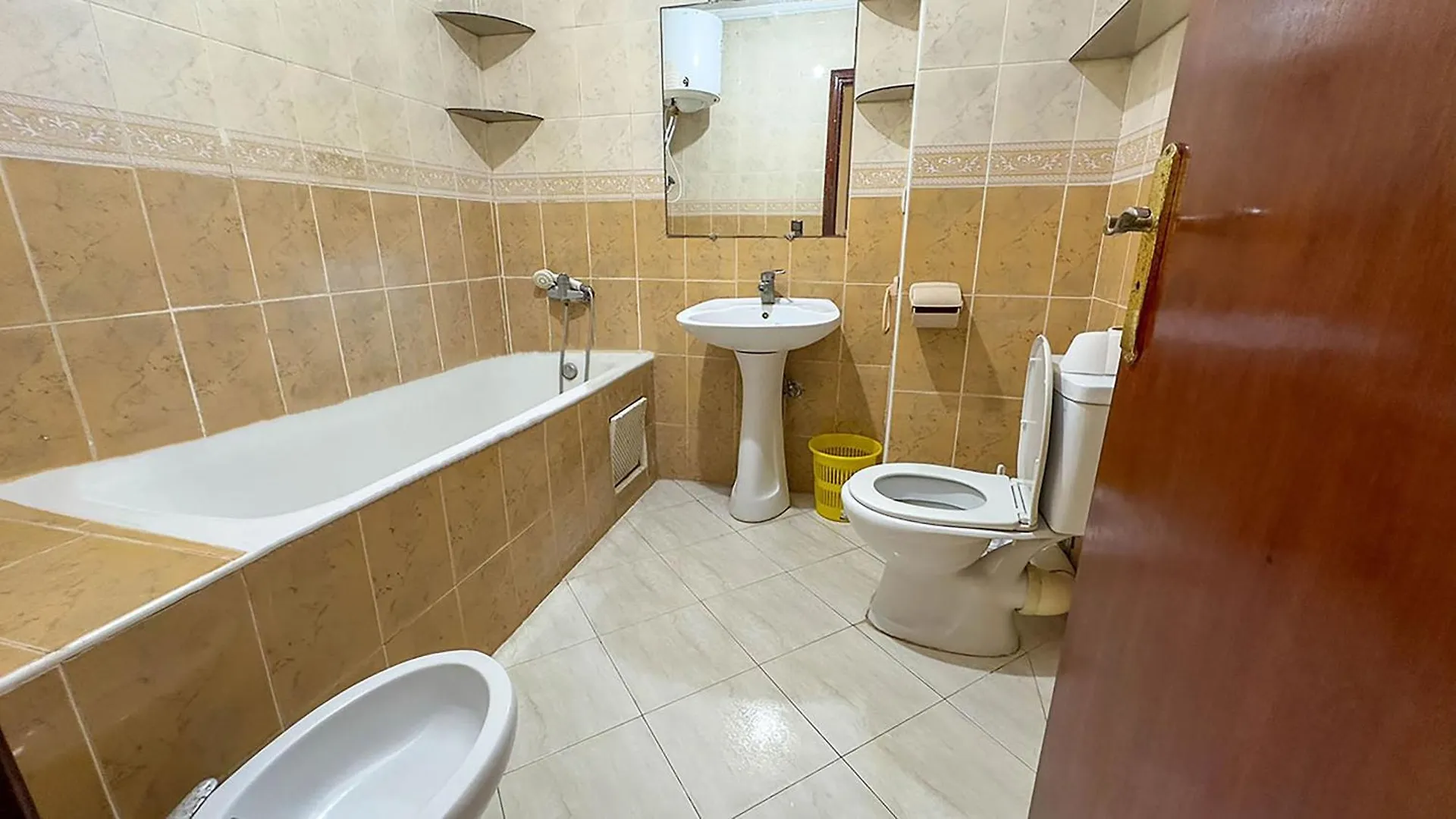 Oasis Urbaine Avec Cour Privee Appartement Casablanca